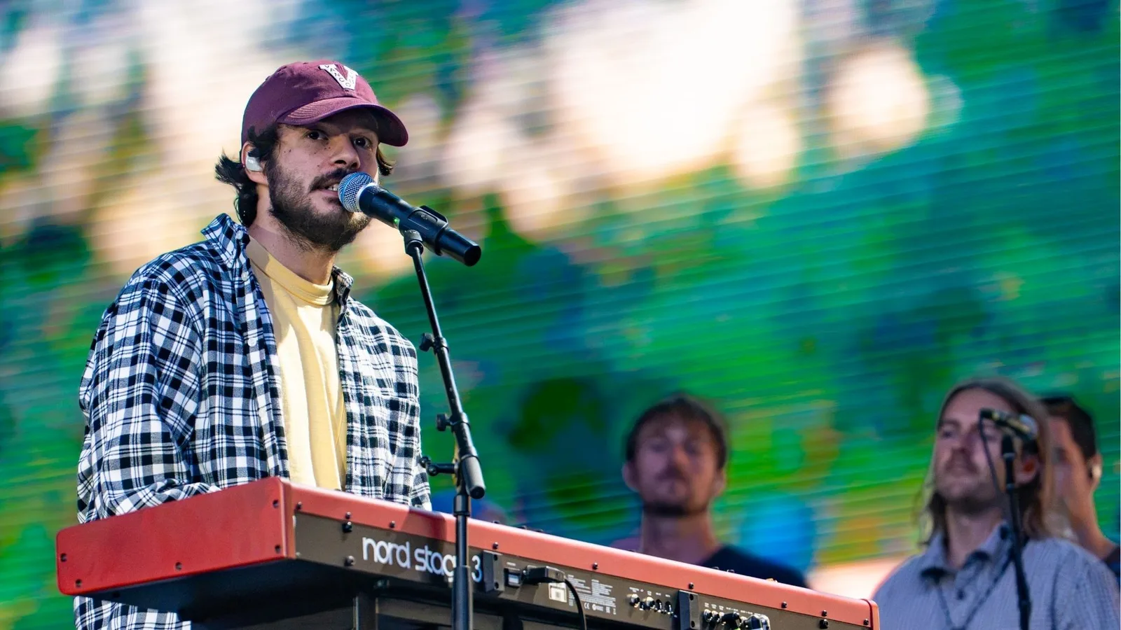 Rex Orange County confirma álbum com Daniel Caesar e Dev Hynes