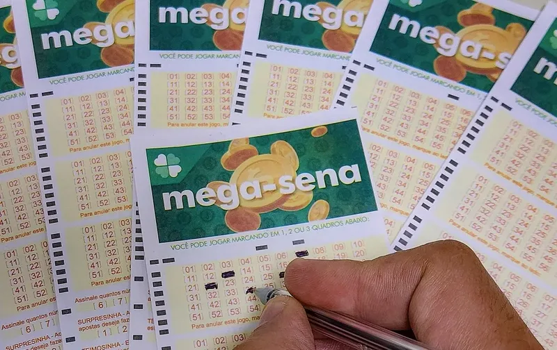 Mega-Sena pode pagar R$ 85 milhões no sorteio deste domingo