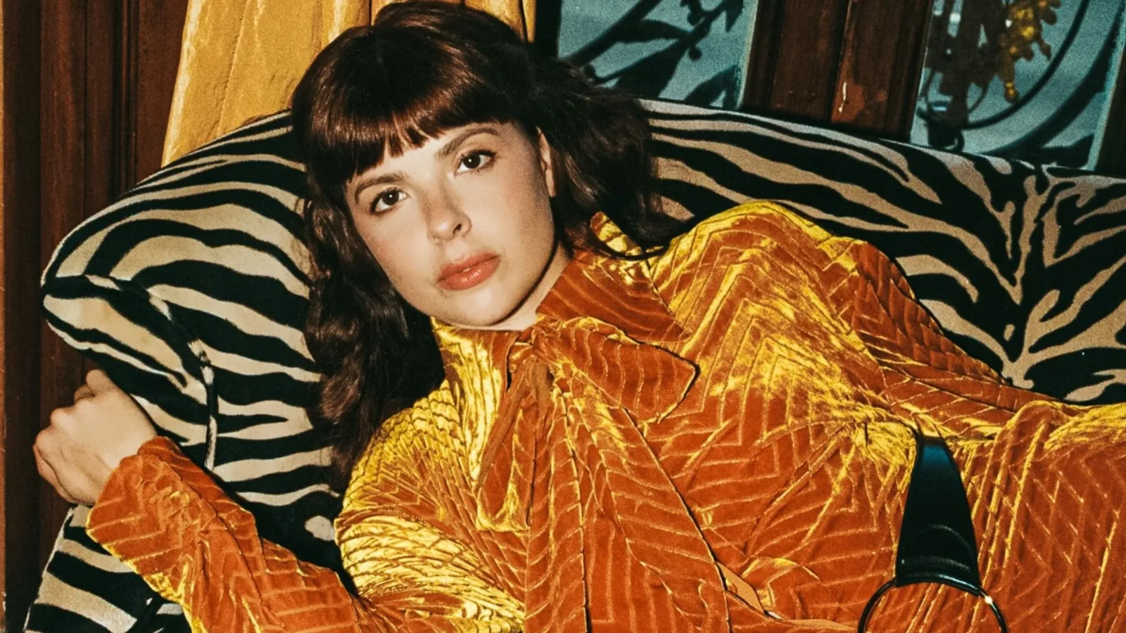 Julia Mestre mistura Marina Lima e novas referências no próximo disco