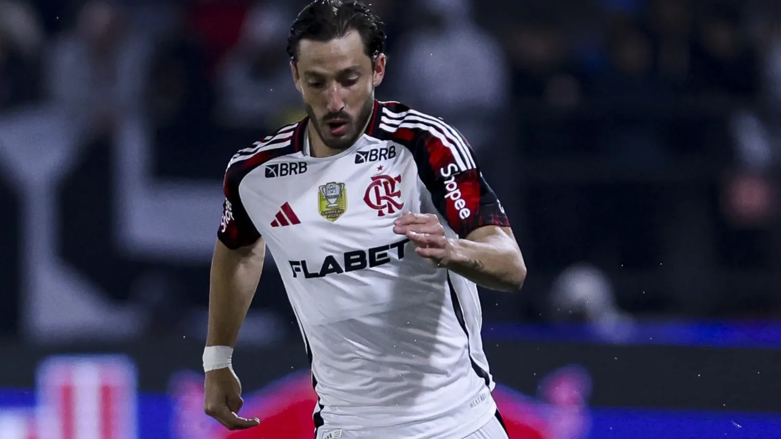 Viña pode deixar o River e reforçar o Cruzeiro nesta janela