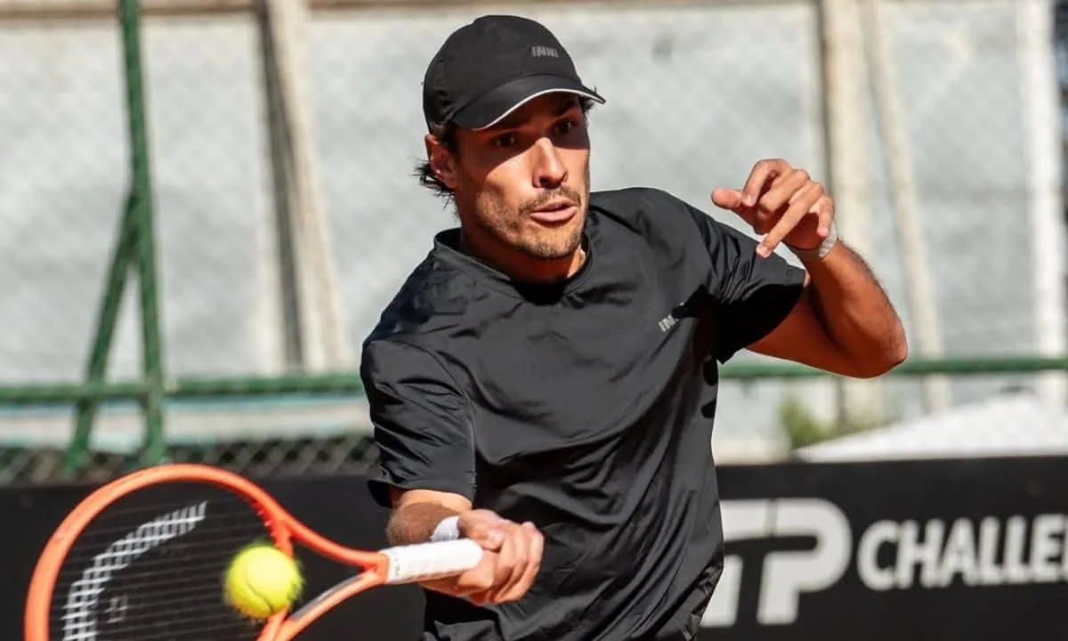 Eduardo Ribeiro vence Gustavo Heide e avança no Challenger de Antofagasta
