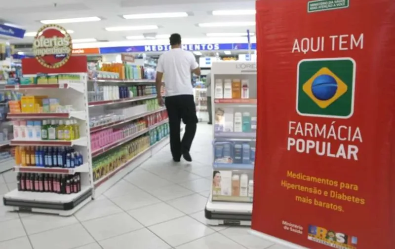 Nacional - Eleição de Flávio Bolsonaro pode representar o fim do programa Farmácia Popular