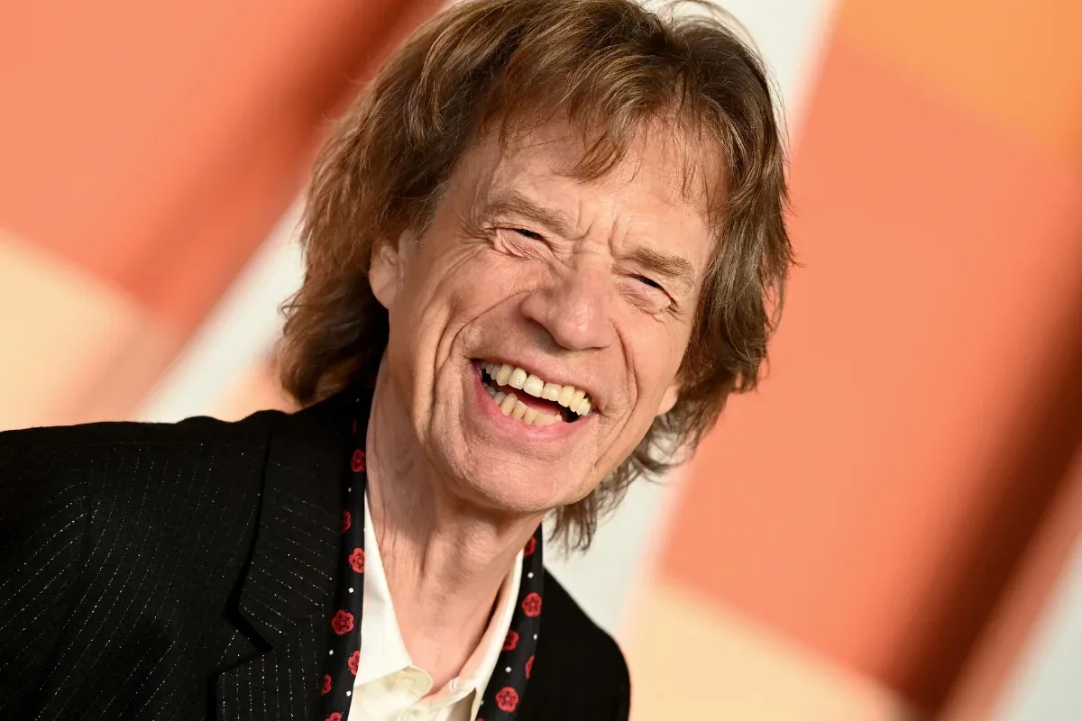 Corrida, dança e dieta: como Mick Jagger mantém uma rotina ativa aos 83