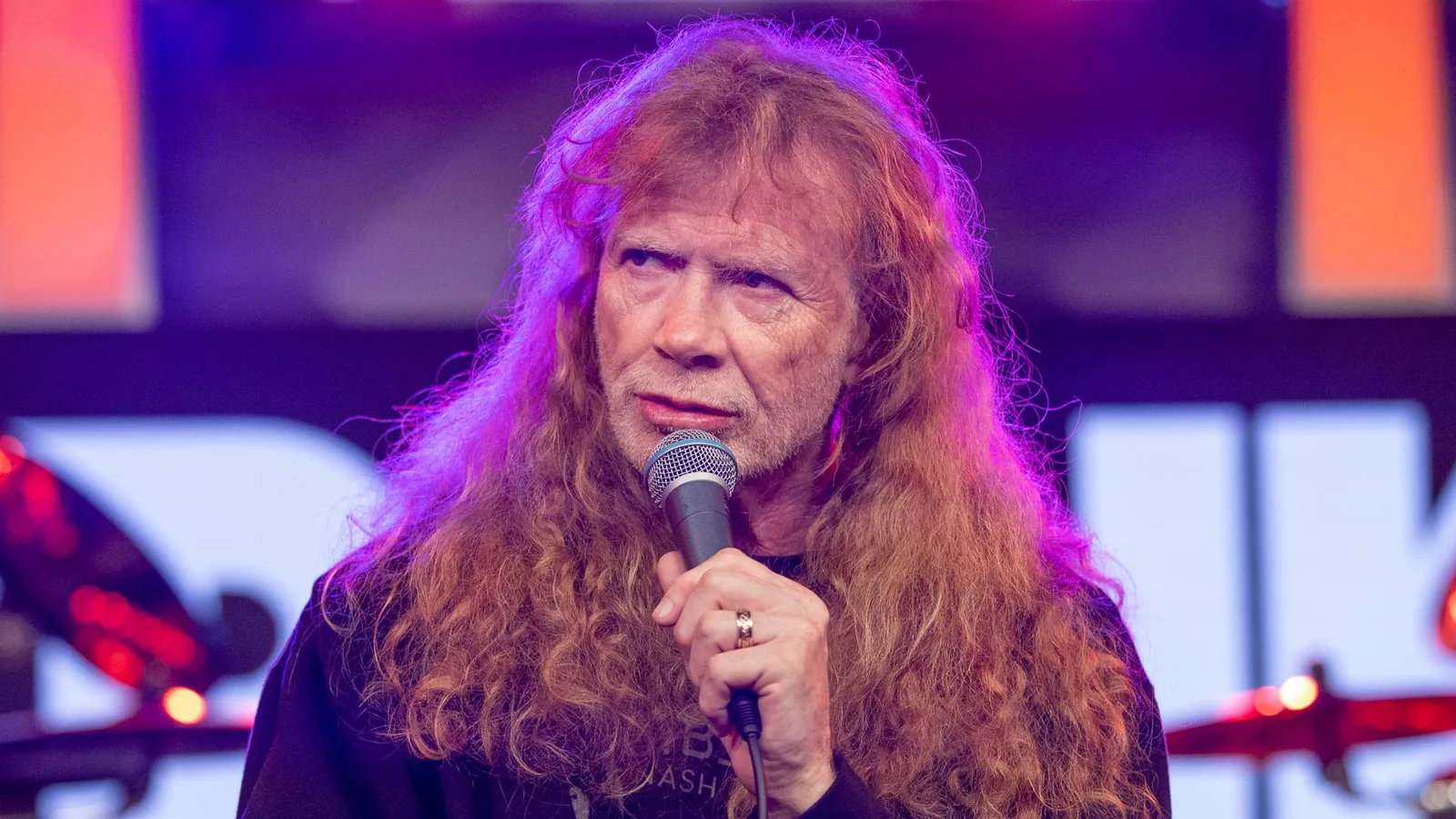 Steve DiGiorgio regravou baixo do Megadeth em duas semanas após saída de Ellefson