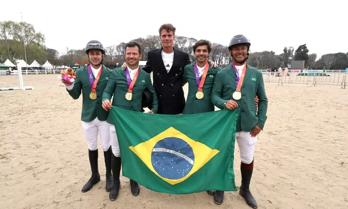 Ouro no hipismo completo leva Brasil ao Pan de Lima e mira Los Angeles