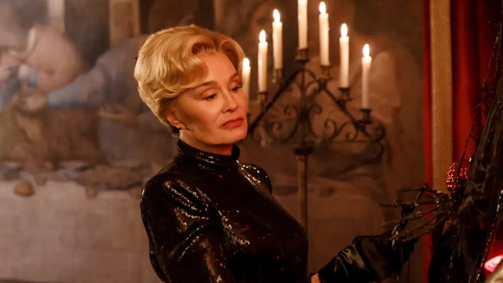 Disney+ reúne três capítulos de American Horror Story: 13 em outubro