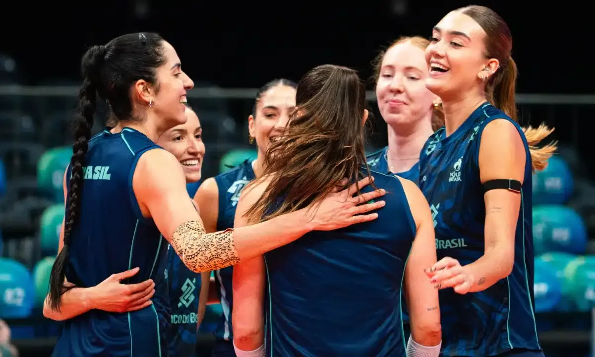 Brasil estreia no Rio com Gabi de volta e vaga olímpica em jogo
