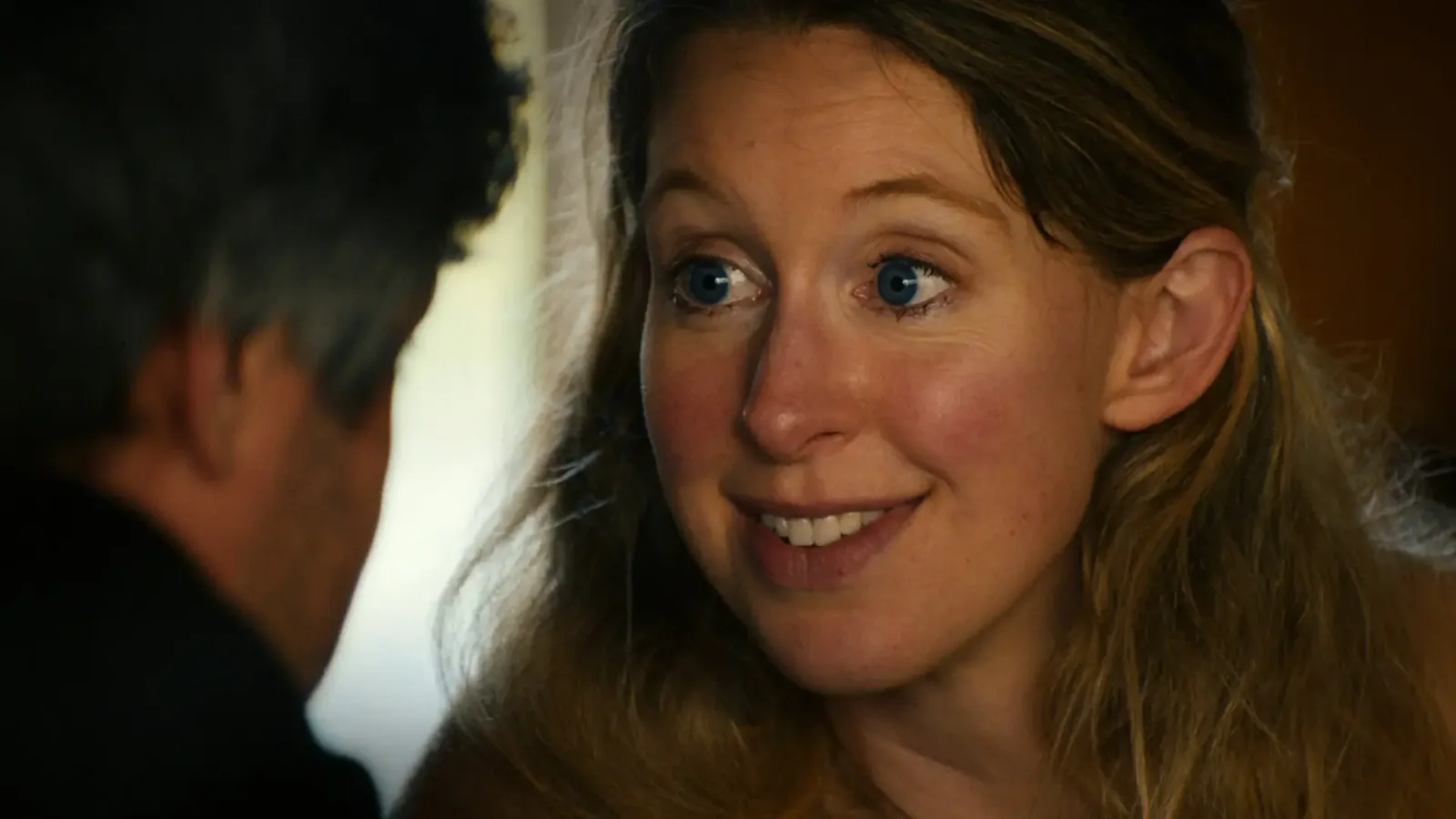 A24 revela teaser de documentário sobre os últimos dias de Elizabeth Holmes