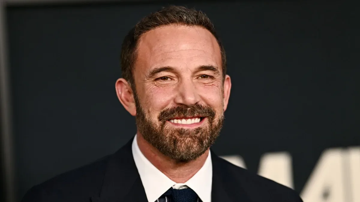 Ben Affleck conta que Fortnite inspirou máscara de coelho em filme