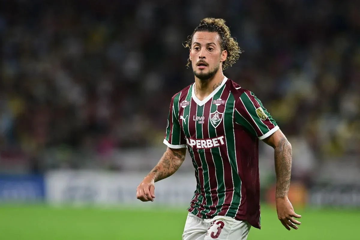 Guga reclama do estado do Maracanã após Fluminense bater o Vasco