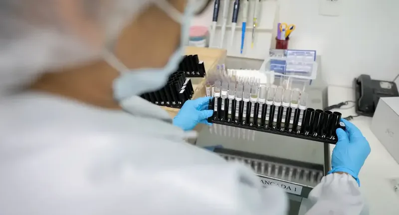 Vacina nacional contra malária avança para testes clínicos em humanos