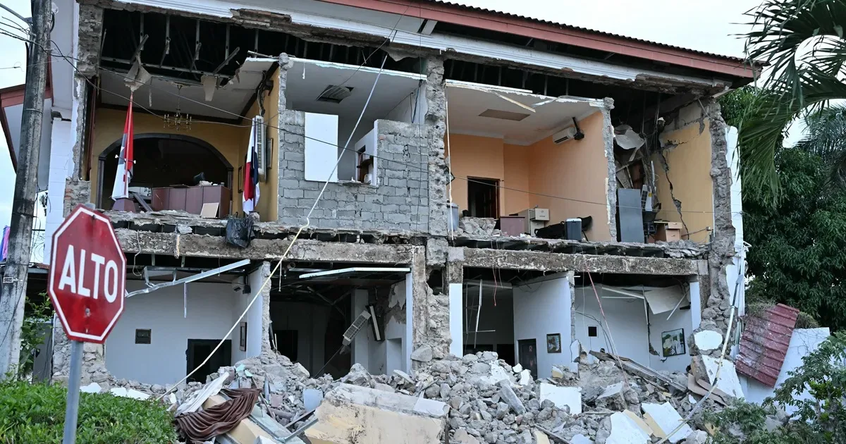 Tremor de magnitude 7,7 atinge o Panamá e deixa 27 feridos