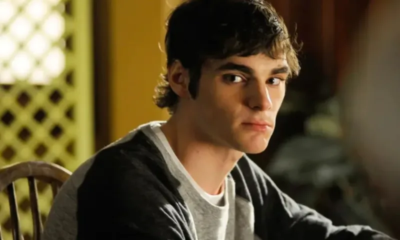 RJ Mitte, de Breaking Bad, morre aos 34 anos no Texas