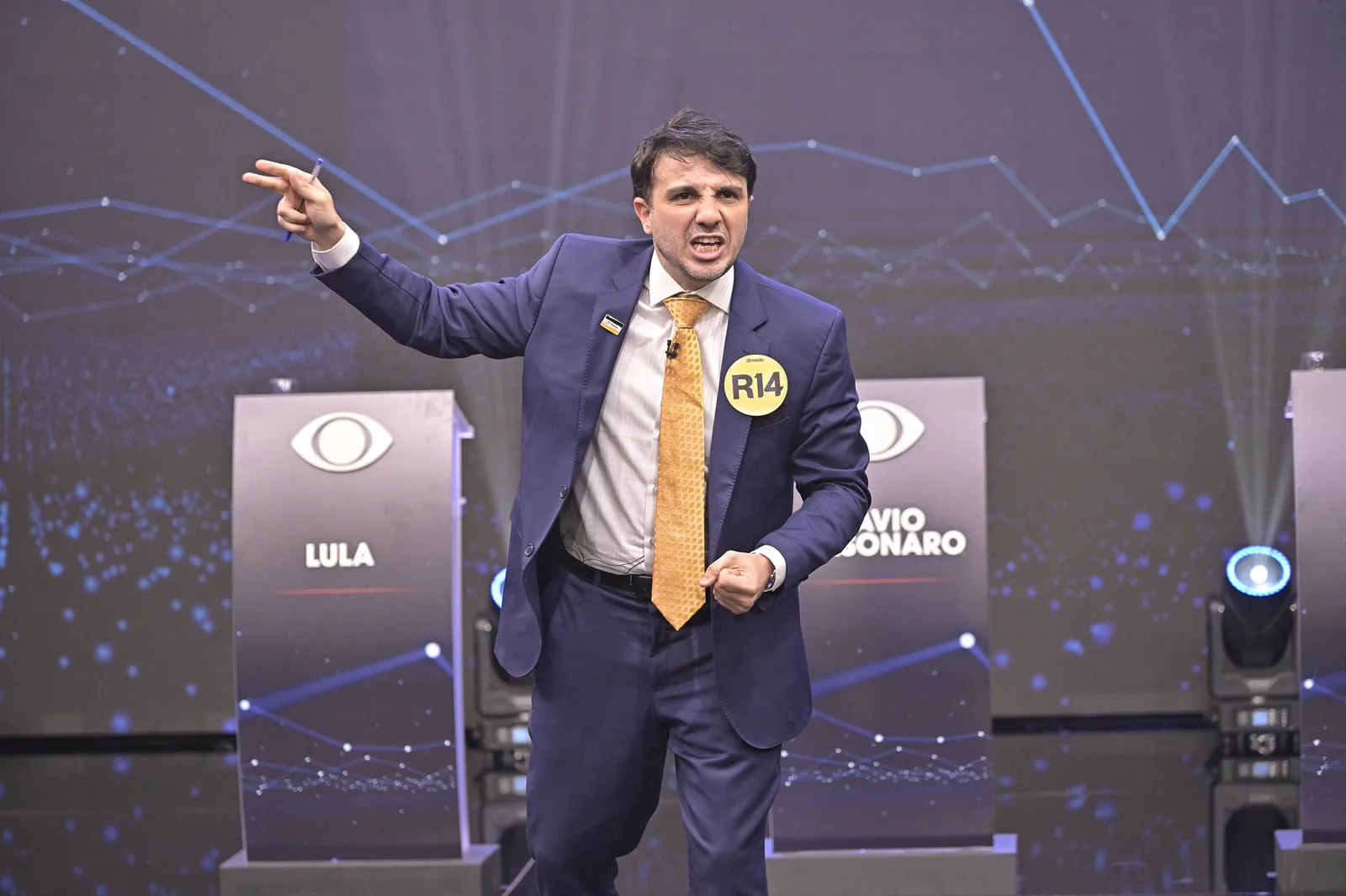 Renan Santos nega apoio a Flávio no segundo turno