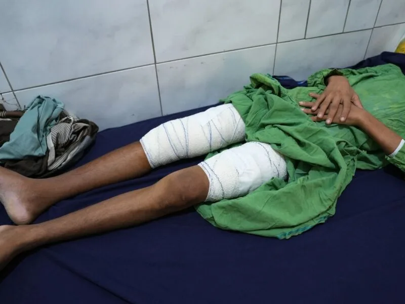Ofensiva houthi atinge alvos na Arábia Saudita e deixa 73 feridos