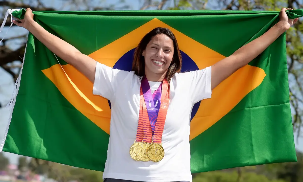 Omira Maria leva terceiro ouro, e Brasil fecha slalom com oito medalhas