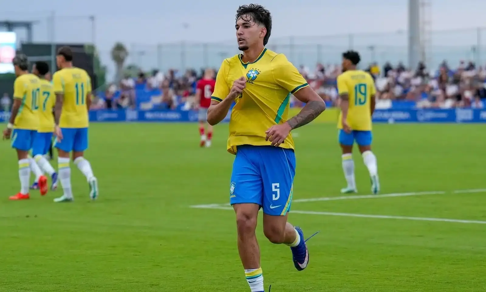 Brasil vence Dinamarca por 4 a 1 em estreia de amistosos sub-20 na Espanha