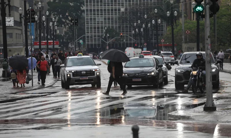São Paulo terá chuva e trovoadas no último fim de semana do inverno