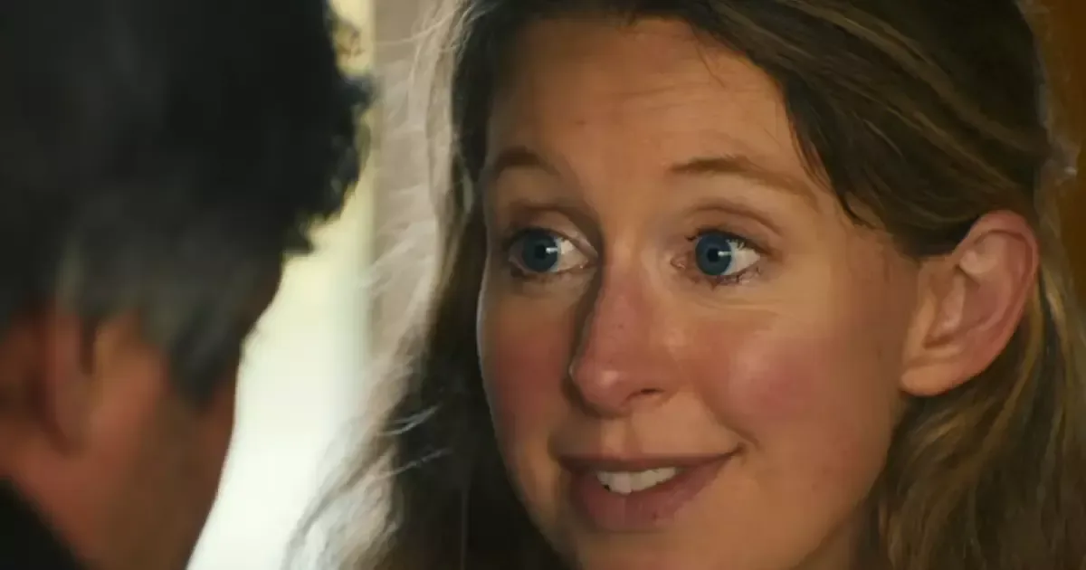 Documentário acompanha Elizabeth Holmes antes e depois da prisão