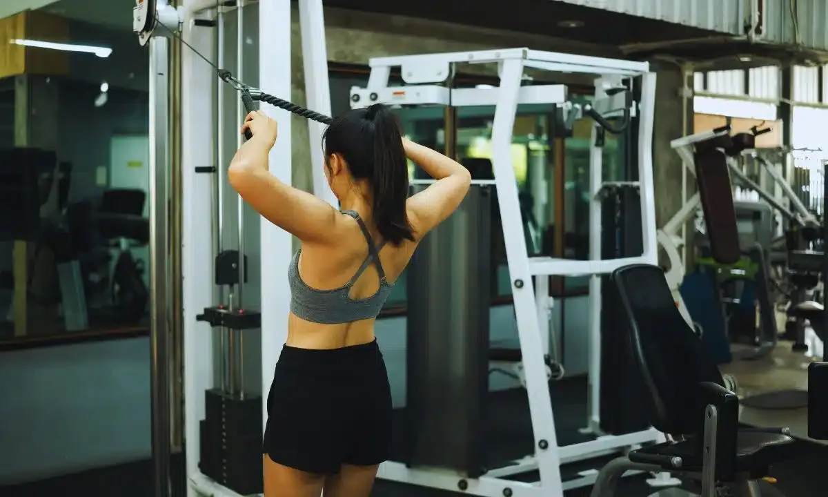 Treino de força para mulheres deve priorizar resposta individual