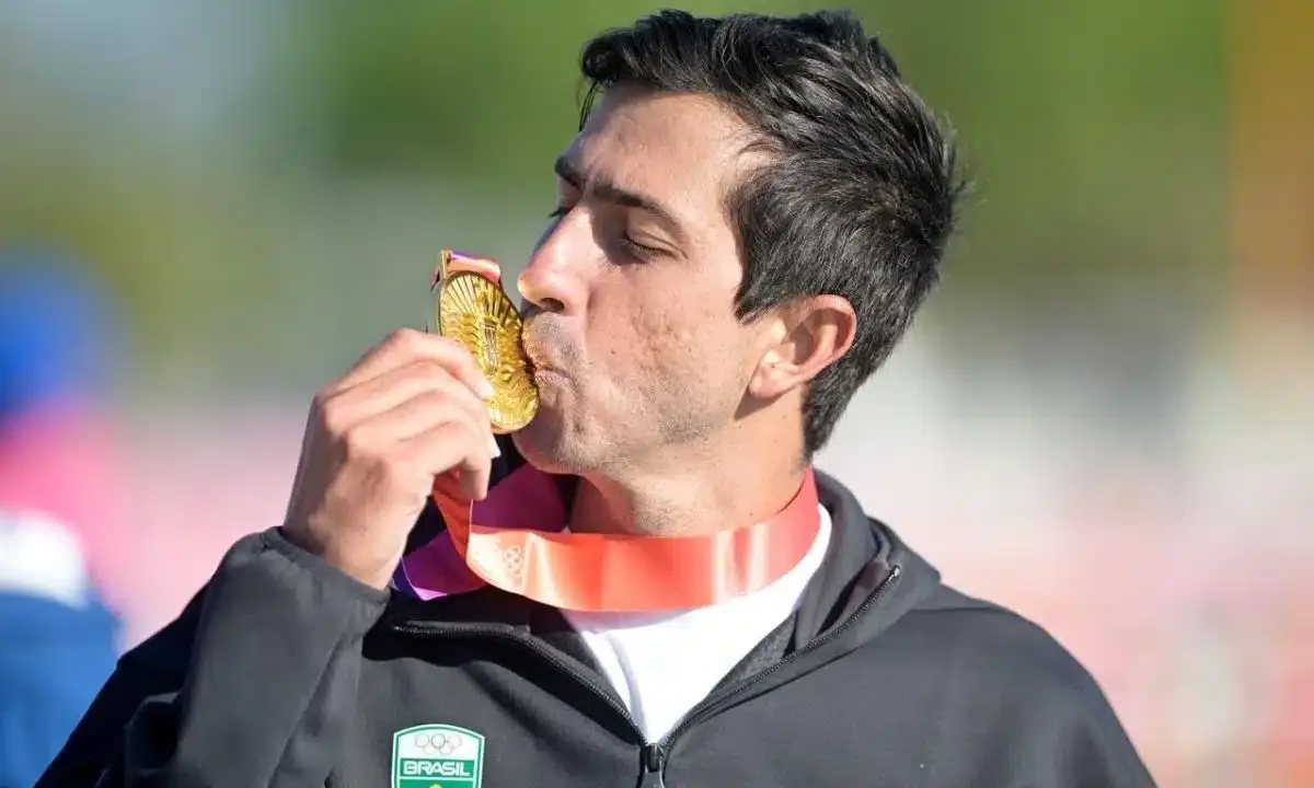 Caio Bonfim vence a meia maratona da marcha em Santa Fé-2026