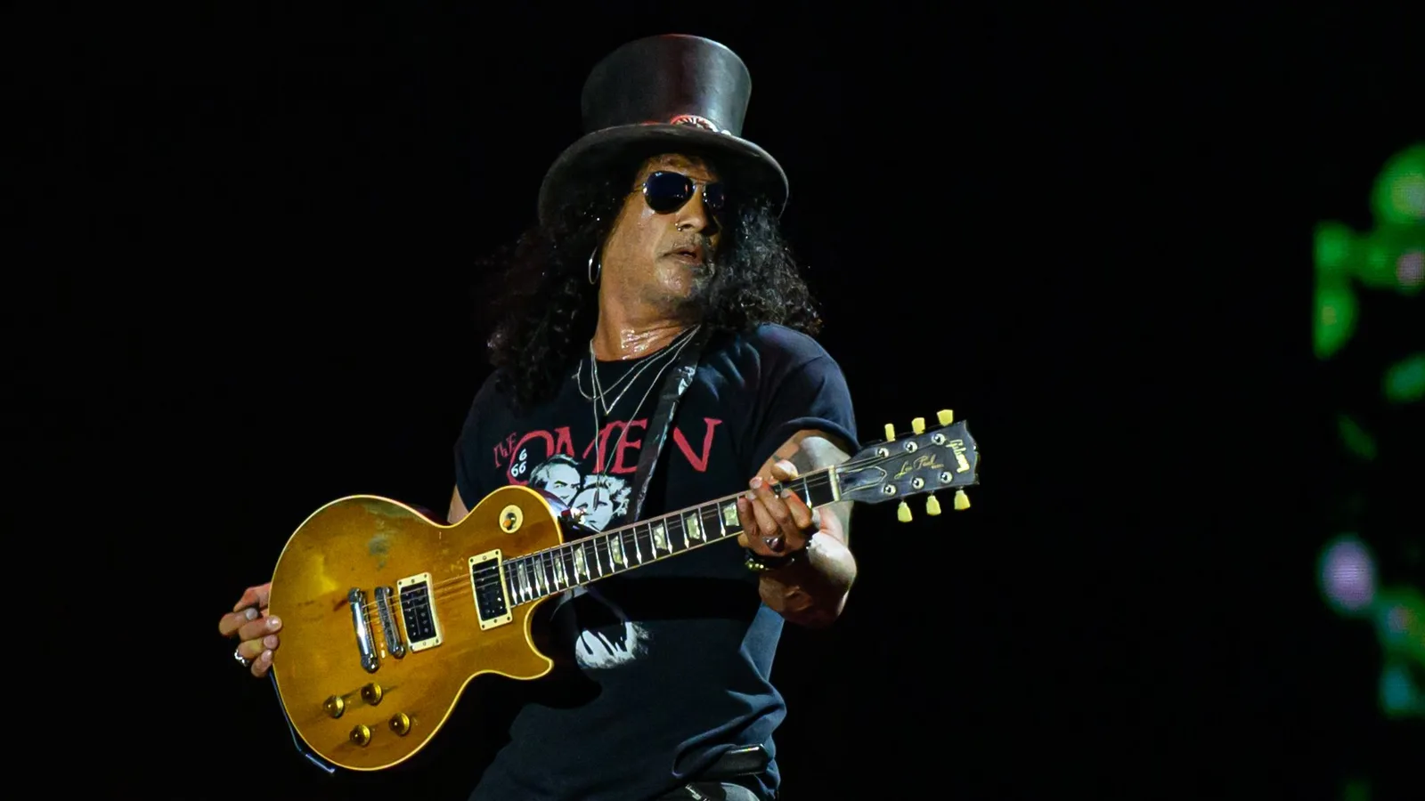 Slash diz que Chinese Democracy revela a genialidade de Axl Rose