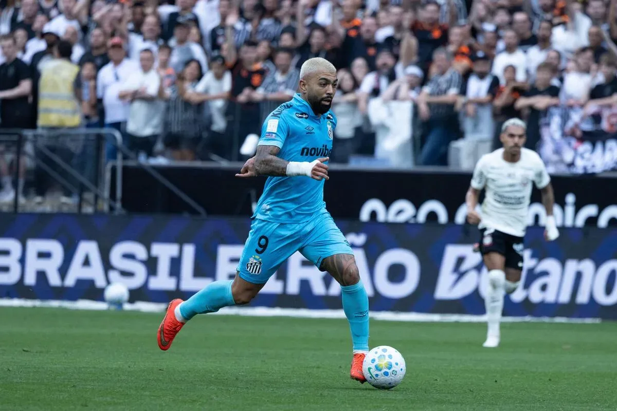 Santos vê dívida superar R$ 1,2 bilhão após semestre de contas no vermelho