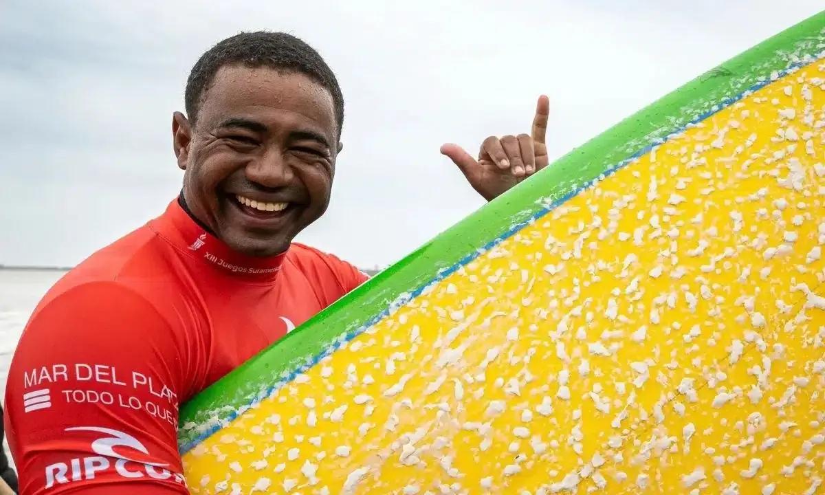 Carlos Bahia leva experiência de quatro gerações ao longboard em Santa Fé