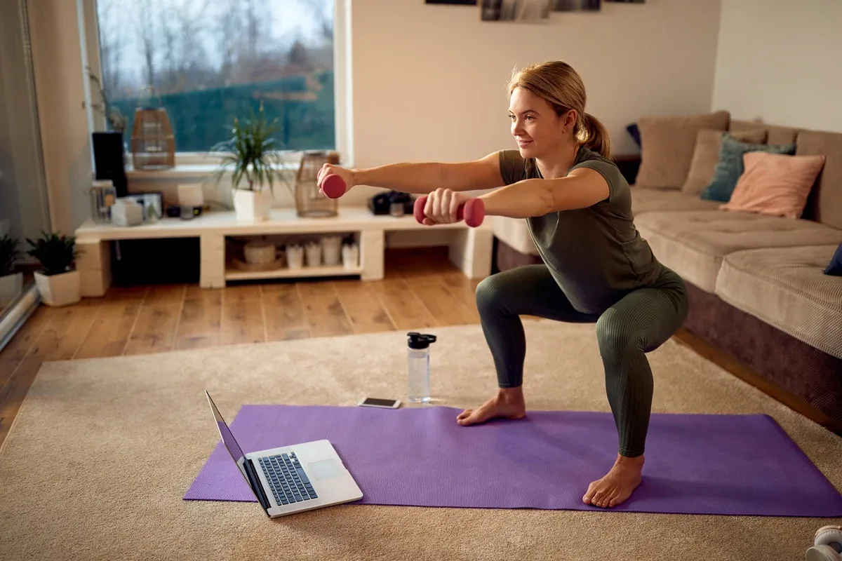 Quatro exercícios adaptáveis para estimular ganho de massa muscular