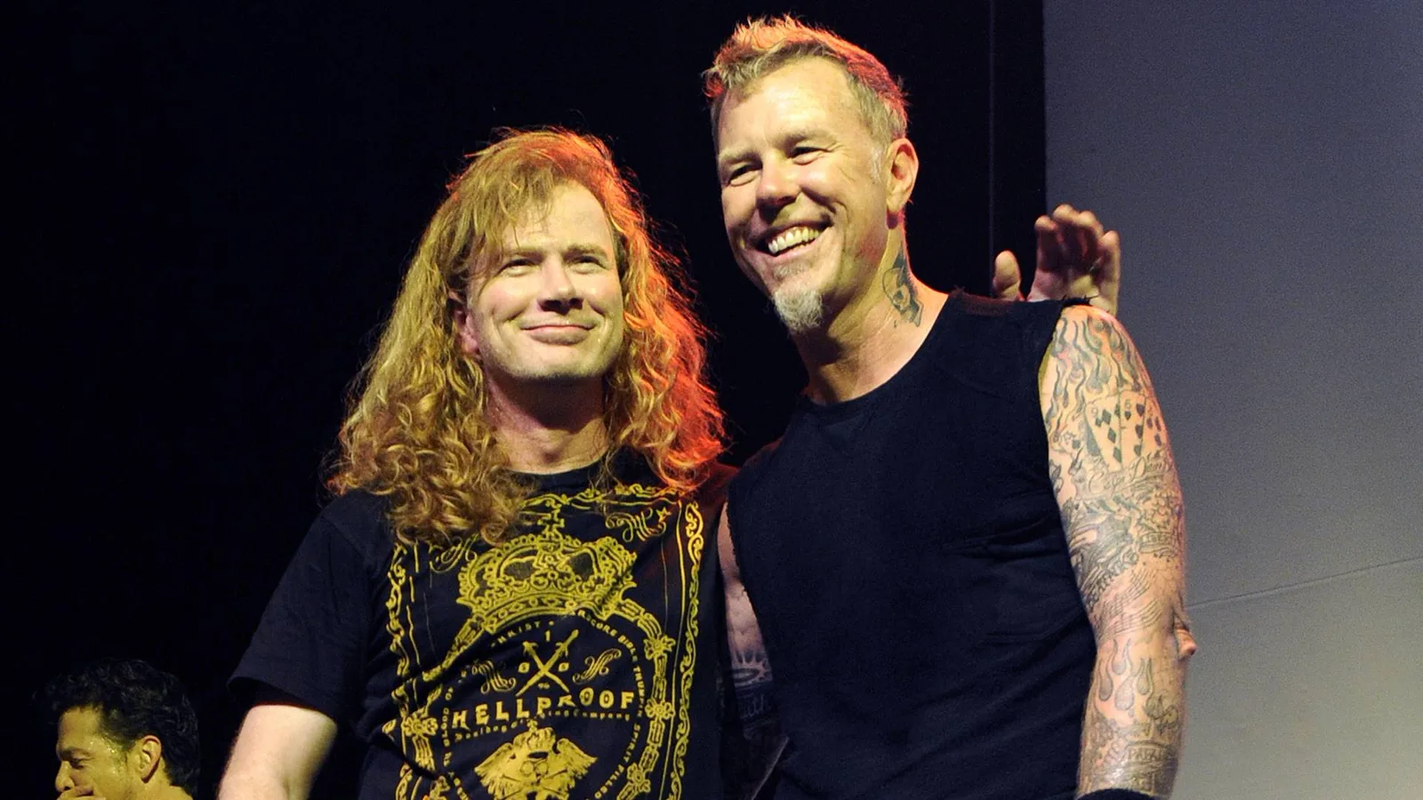 Dave Mustaine relembra apoio privado de James Hetfield durante câncer