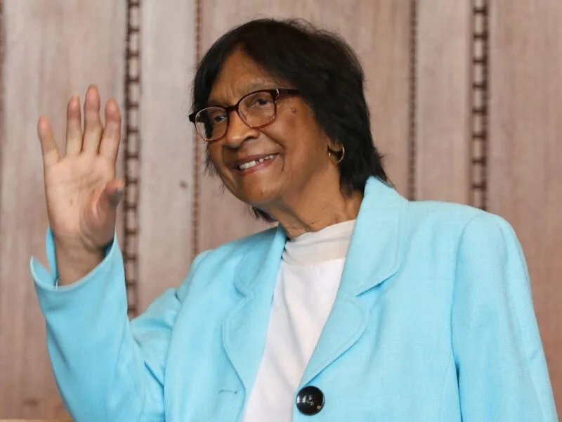 Navi Pillay recebe Nobel da Paz por trajetória no direito internacional