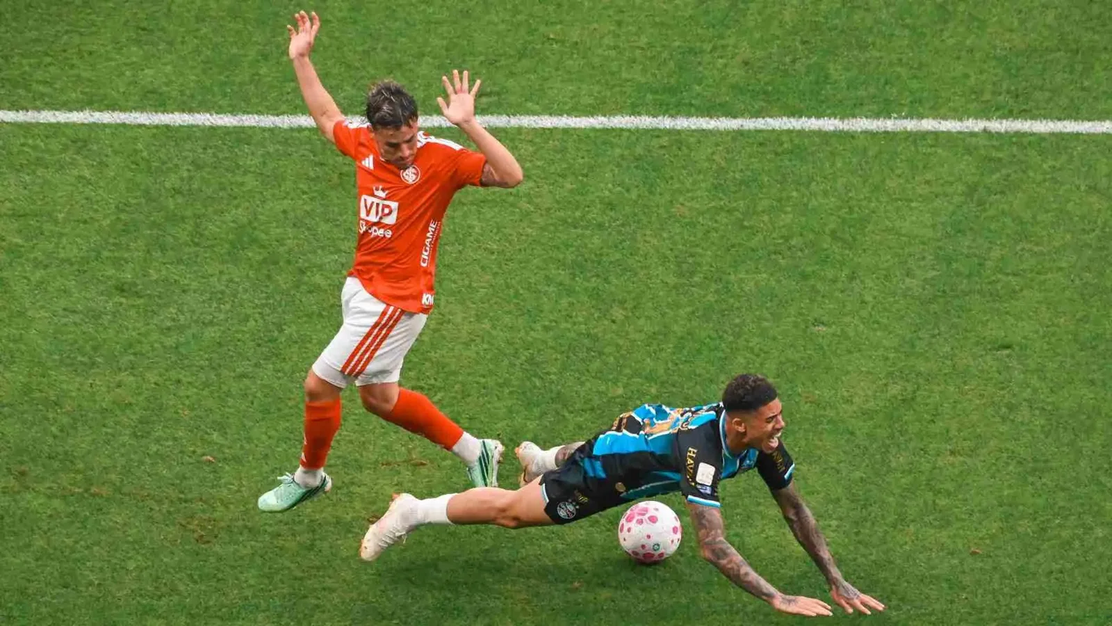 CBF confirma que Grêmio deveria ter tido pênalti no Gre-Nal