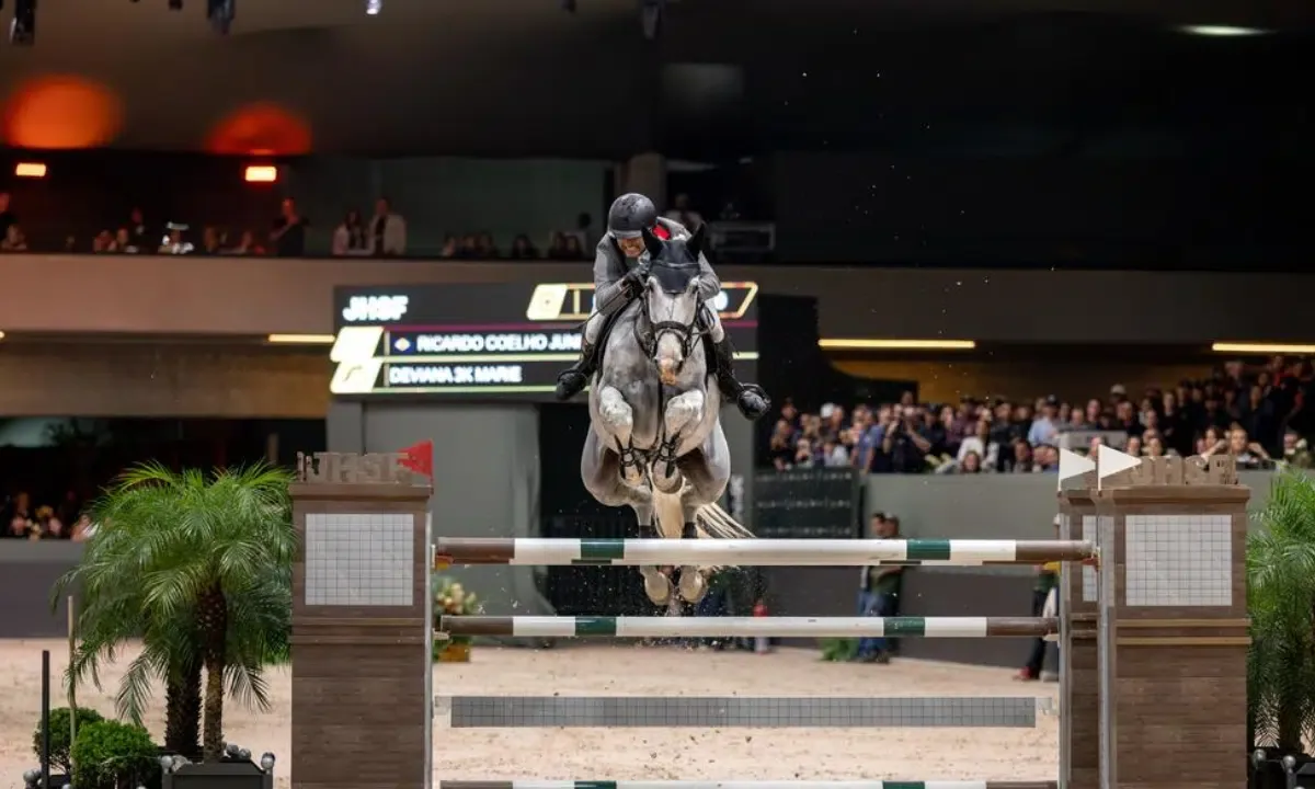 Ricardo Coelho Junior conquista GP World Cup Indoor em São Paulo