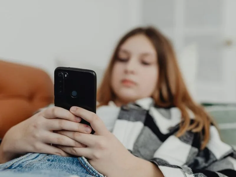 Turquia exige controle de idade para barrar redes sociais a menores de 15