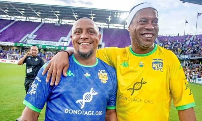 Roberto Carlos diz ter perdido 99% do dinheiro ganho no futebol