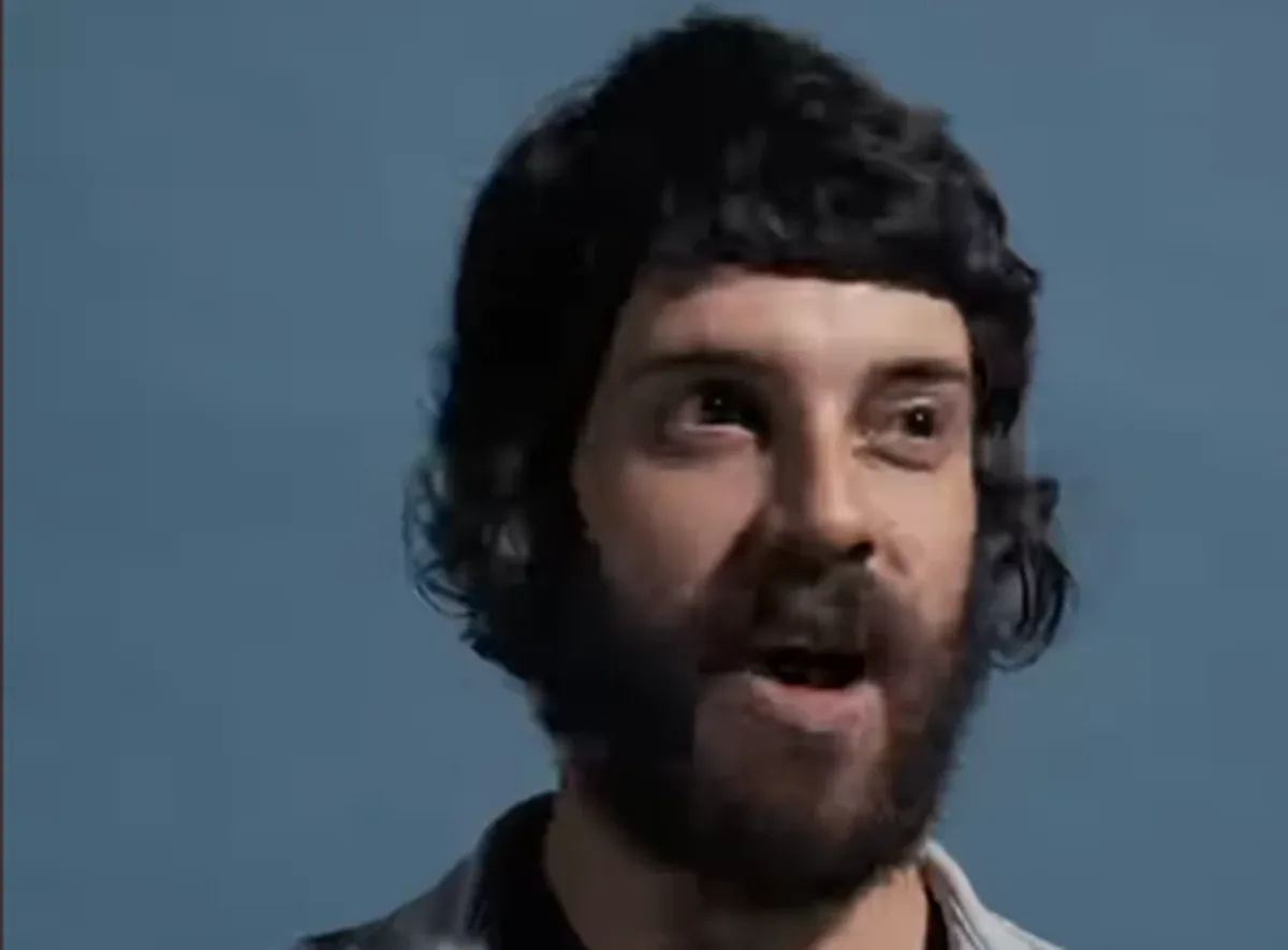 Diogo Defante escolhe Tré Cool, Travis Barker e Cadu Costa como referências