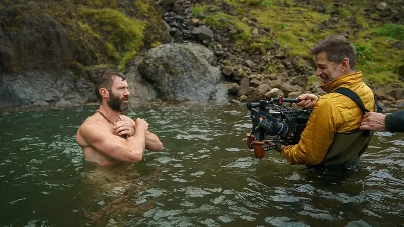 Novo filme de Zack Snyder estreia com notas baixas da crítica