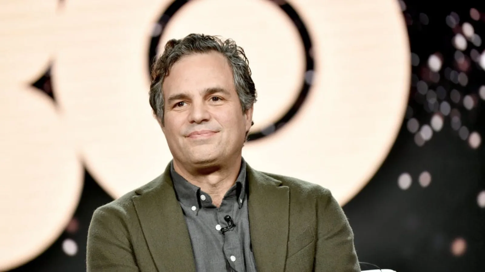 Mark Ruffalo diz que fusão entre Warner e Paramount ameaça empregos
