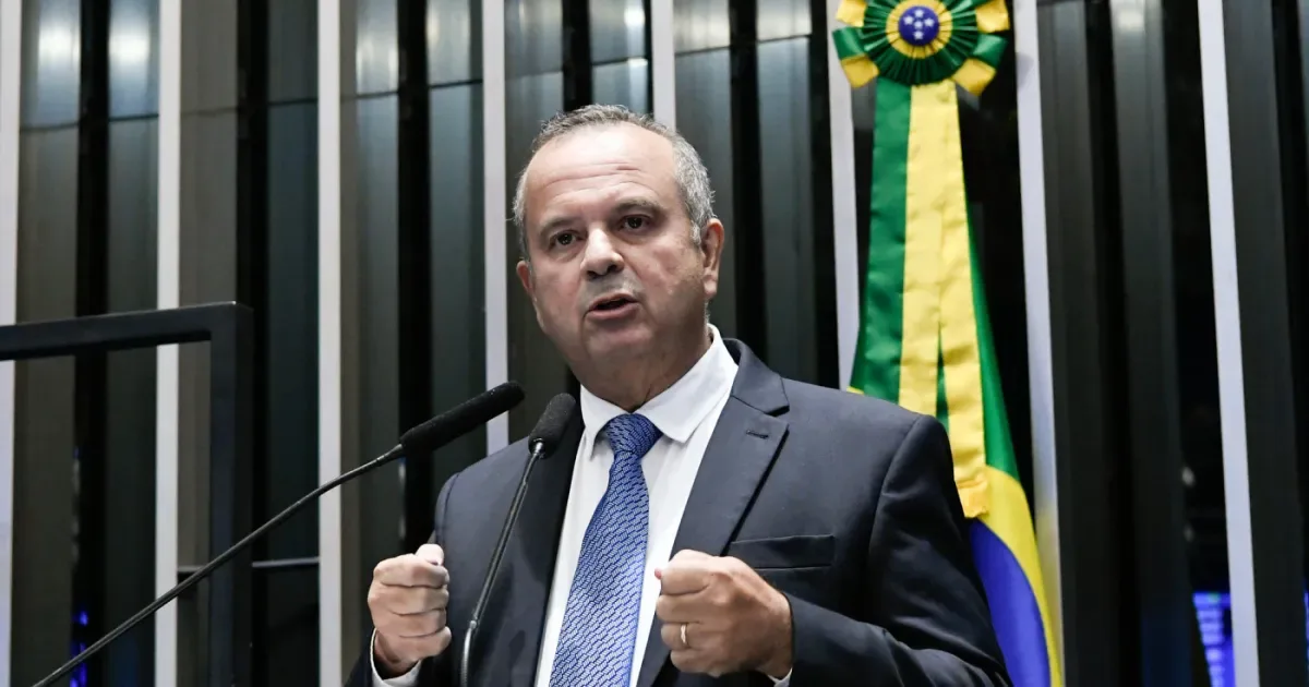 Senador apresenta proposta para baixar maioridade penal em crimes graves