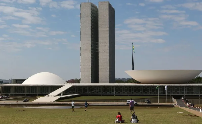 Reprovação ao Congresso fica em 37%, aponta Datafolha