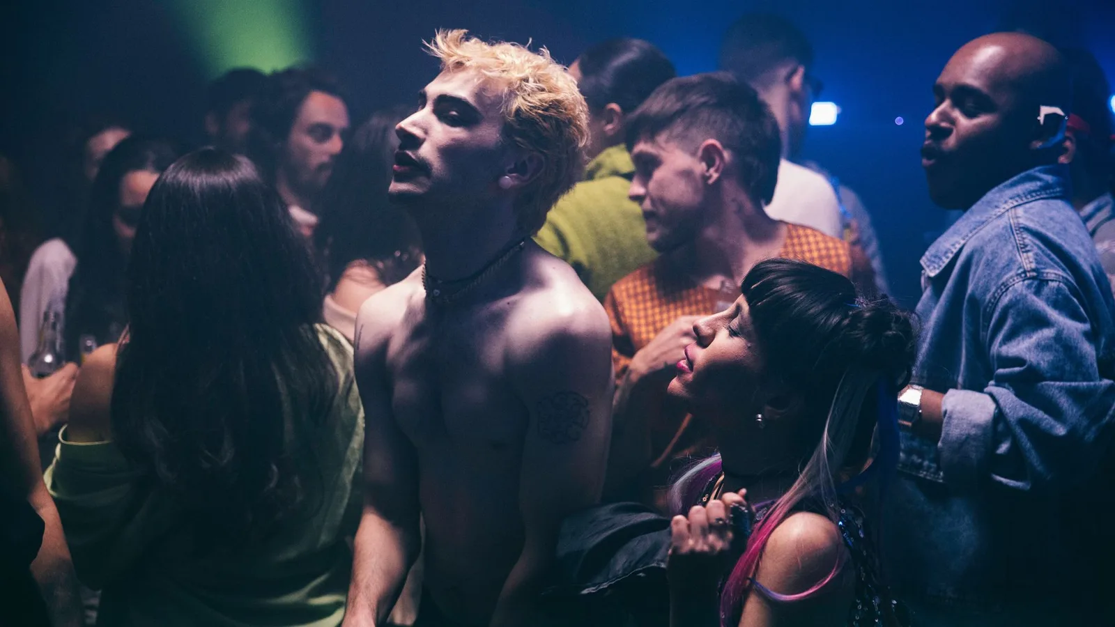 “London” leva prêmio Queer Lion no Festival de Veneza