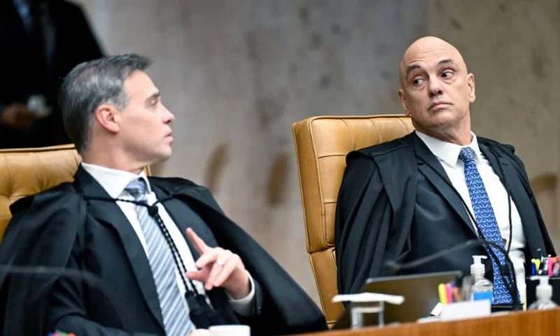 Moraes tem 57% de desaprovação, aponta pesquisa; Mendonça chega a 50% de aprovação