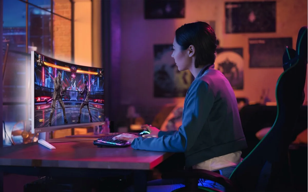 Philips leva Ambiglow com IA a monitor EVNIA de 280 Hz