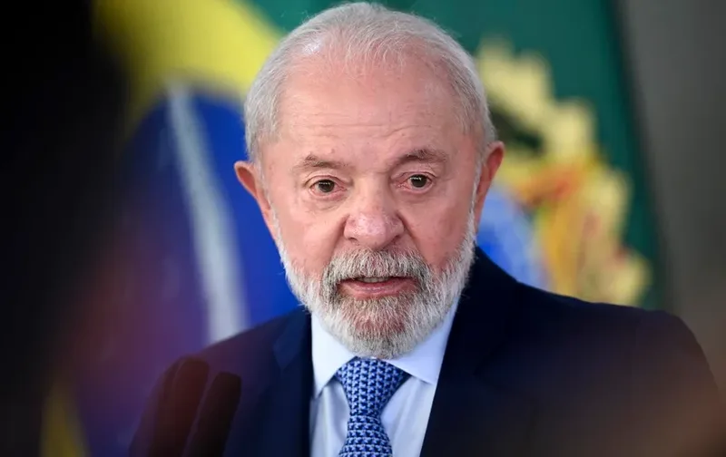 Pesquisa mostra avaliação negativa do governo Lula acima da positiva