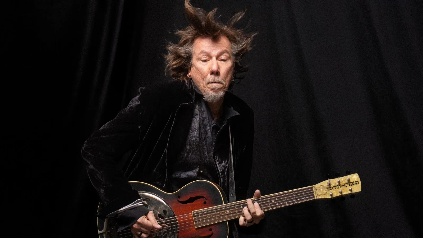Lenine é indicado ao Grammy Latino por álbum lançado em 2025