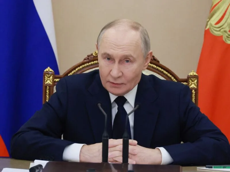 Putin e presidente iraniano discutem conflito no Oriente Médio antes de cúpula