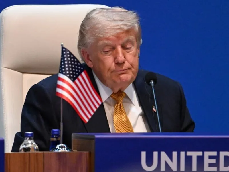 Trump defende avanço da IA e critica pressão por regulamentação