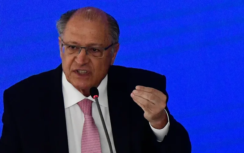 Alckmin propõe mandato de até 15 anos para ministros do STF