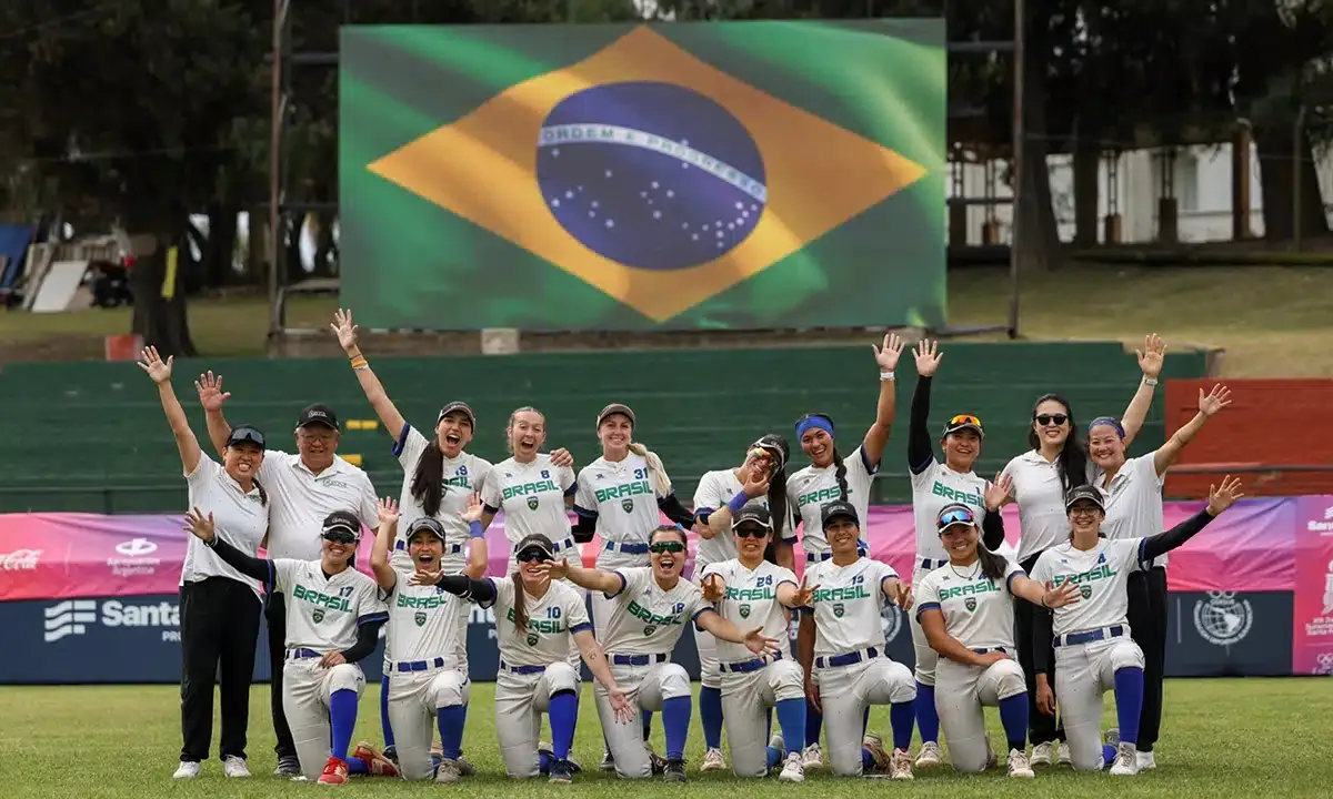 Brasil garante prata inédita no softbol e vagas para 2027