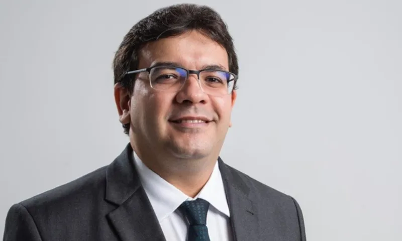 Rafael Fonteles busca novo mandato no governo do Piauí aos 41 anos
